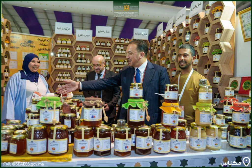 السعدي يزور أروقة التعاونيات بالملتقى الدولي للفلاحة بمكناس
